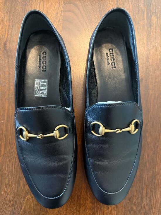 Gucci Shoes - Women's Gucci Jordaan loafer